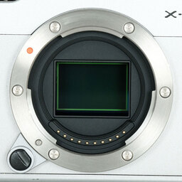 FUJIFILM X-A5 ボディ ブラウン