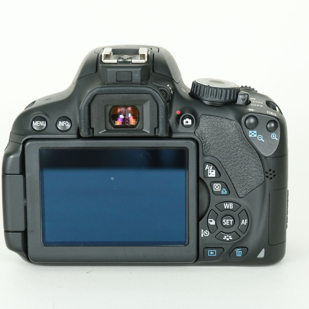 Canon EOS Kiss X6i　ボディ