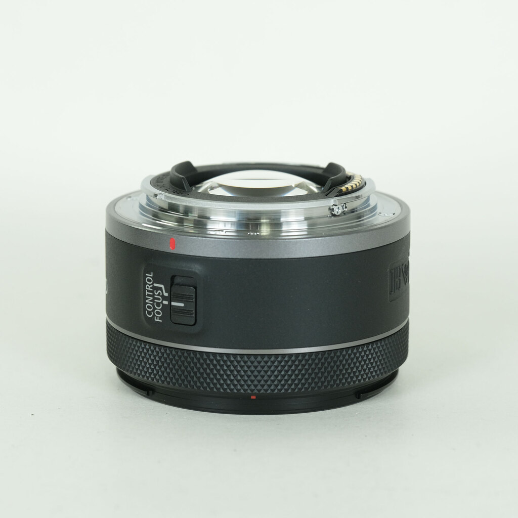 Canon RF16mm F2.8 STM
