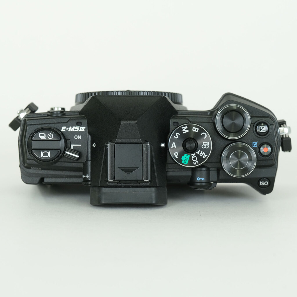 OLYMPUS OM-D E-M5 Mark III OLYMPUS OM-D E-M5 Mark III