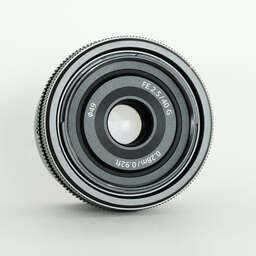 SONY FE 40mm F2.5 G SEL40F25G