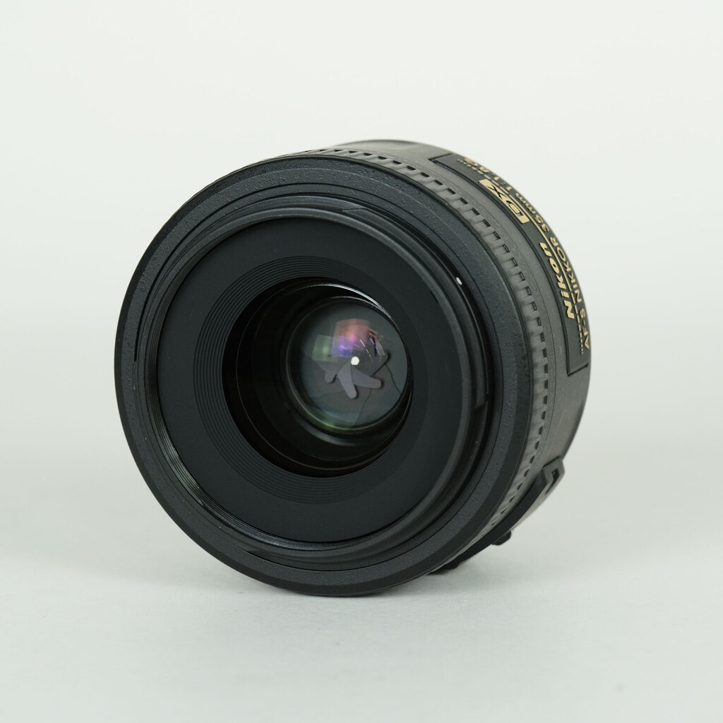 Nikon AF-S DX NIKKOR 35mm f/1.8G