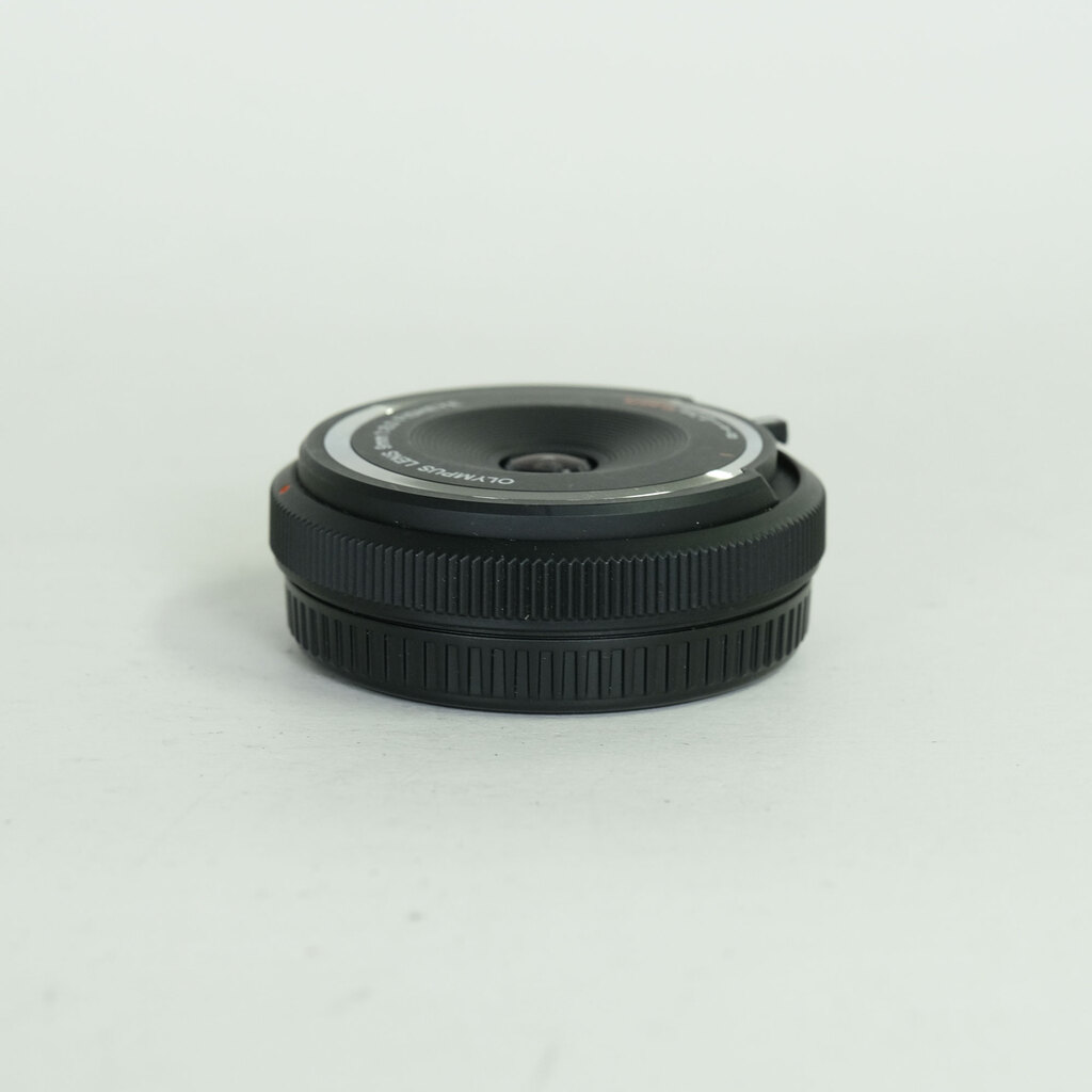 OLYMPUS フィッシュアイボディキャップレンズ（9mm Ｆ8.0 FISHEYE） BCL-0980 ブラック
