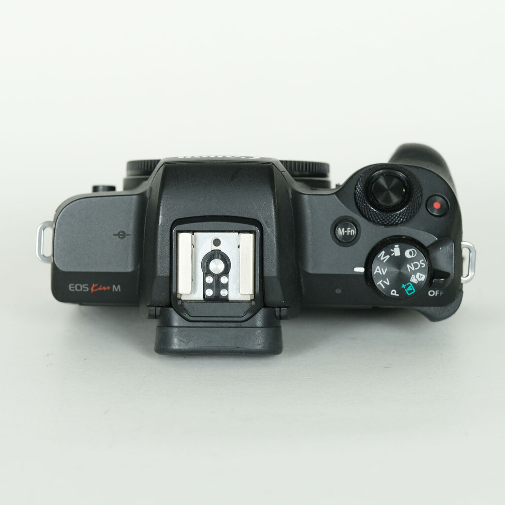 Canon EOS Kiss M
