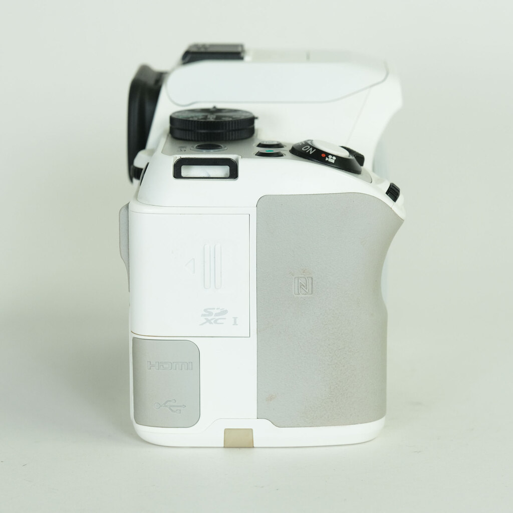 PENTAX K-S2 ボディ ホワイト