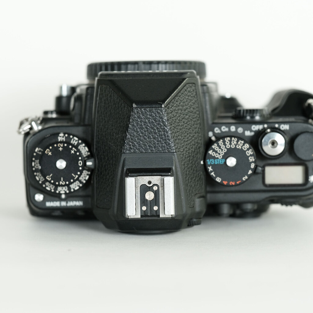 美品　Nikon Df 撮影枚数705枚　ショット数は705枚 美品 Nikon Df 撮影枚数705枚 ショット数は705枚 中古】Nikon ニコン