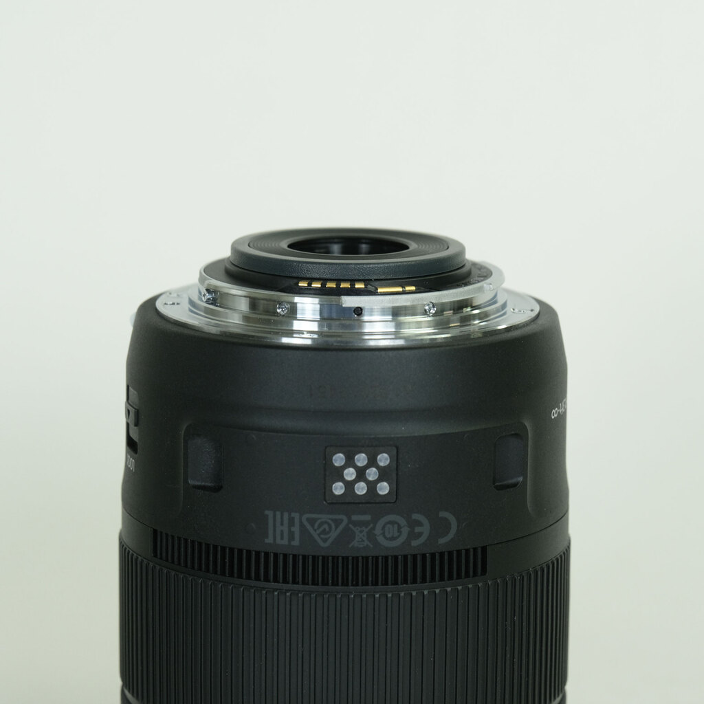 Canon EF-S18-135mm F3.5-5.6 IS USM