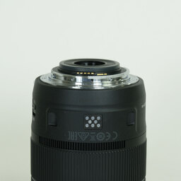 Canon EF-S18-135mm F3.5-5.6 IS USM