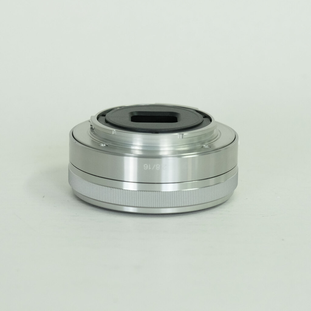 SONY E 16mm F2.8 SEL16F28