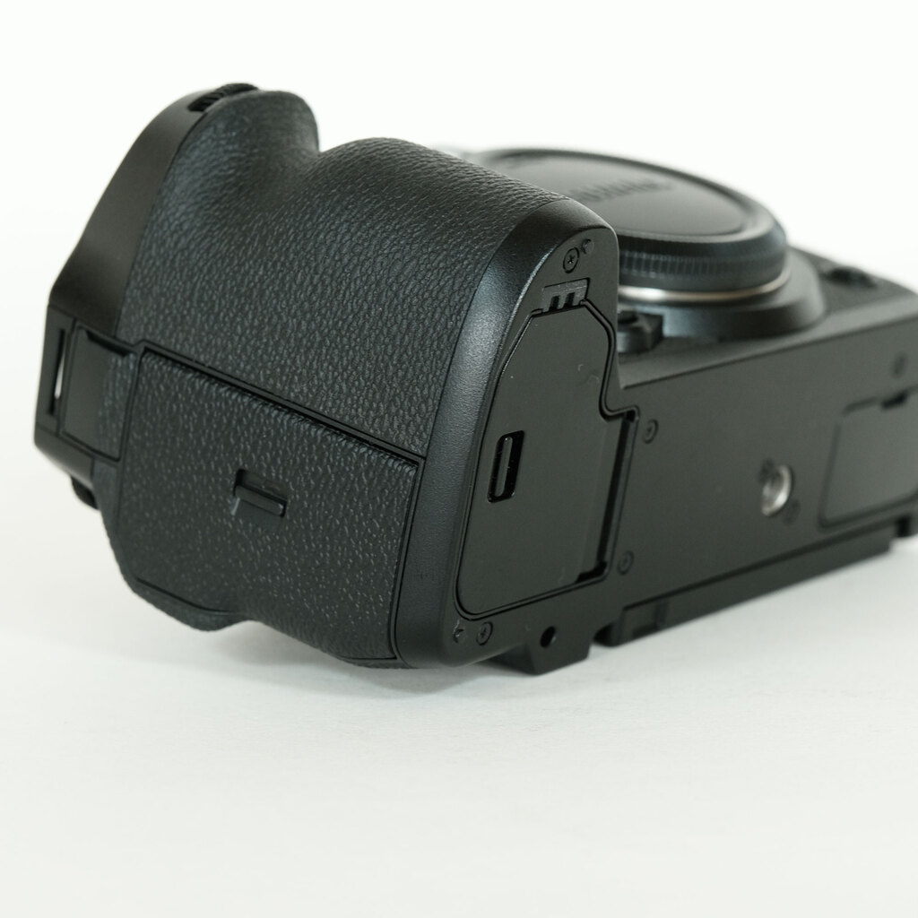 FUJIFILM X-H2 FUJIFILM X-H2