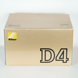 Nikon D4