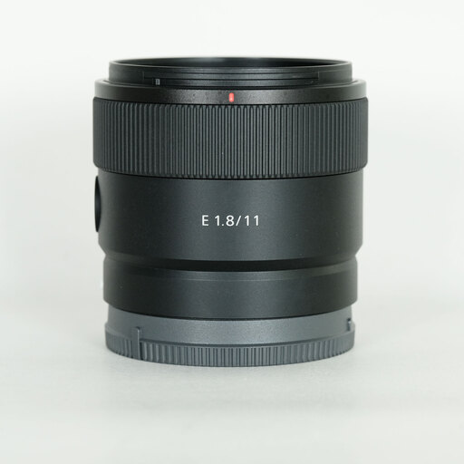 SONY E 11mm F1.8 SEL11F18