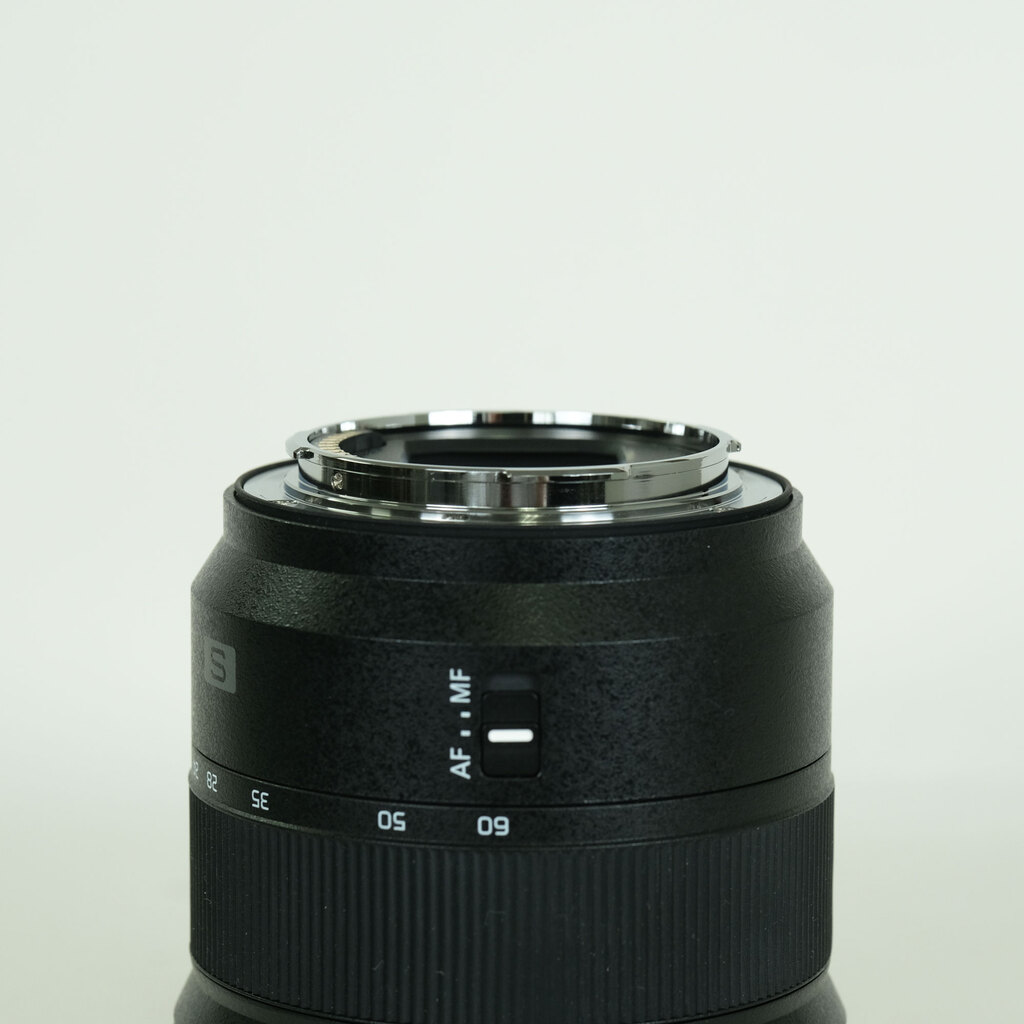 Panasonic LUMIX S 20-60mm F3.5-5.6