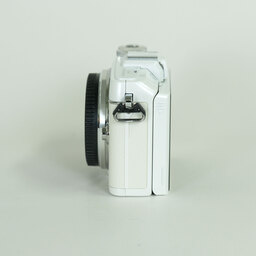 OLYMPUS PEN Lite E-PL7 ボディ ホワイト