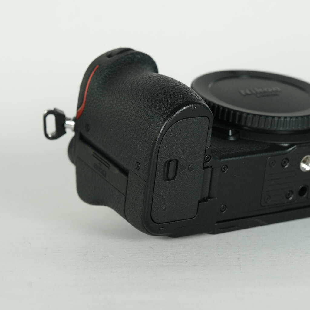 Nikon Z5の出品 | ONE SCENE（ワンシーン）