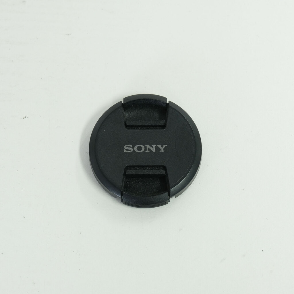 SONY E 16mm F2.8 SEL16F28