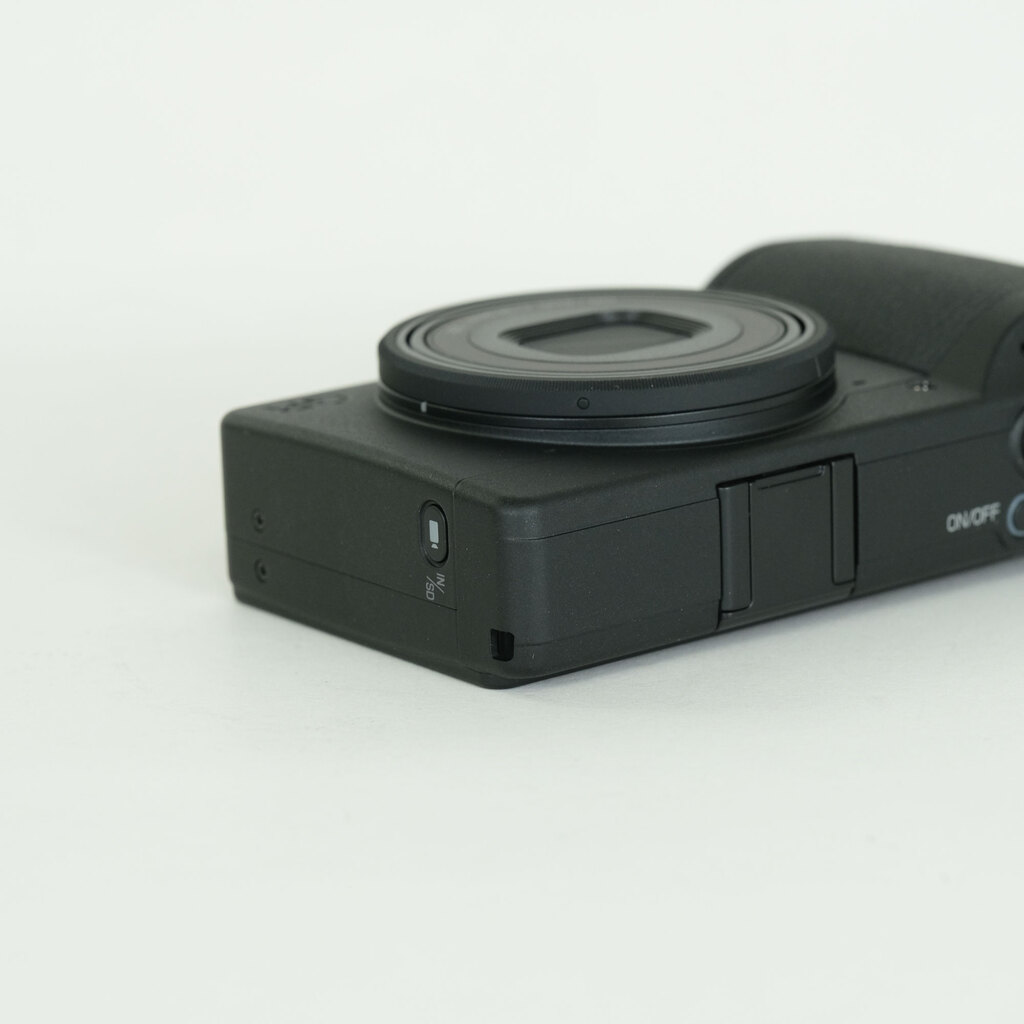 RICOH GR IV Monochrome RICOH GR IV Monochrome