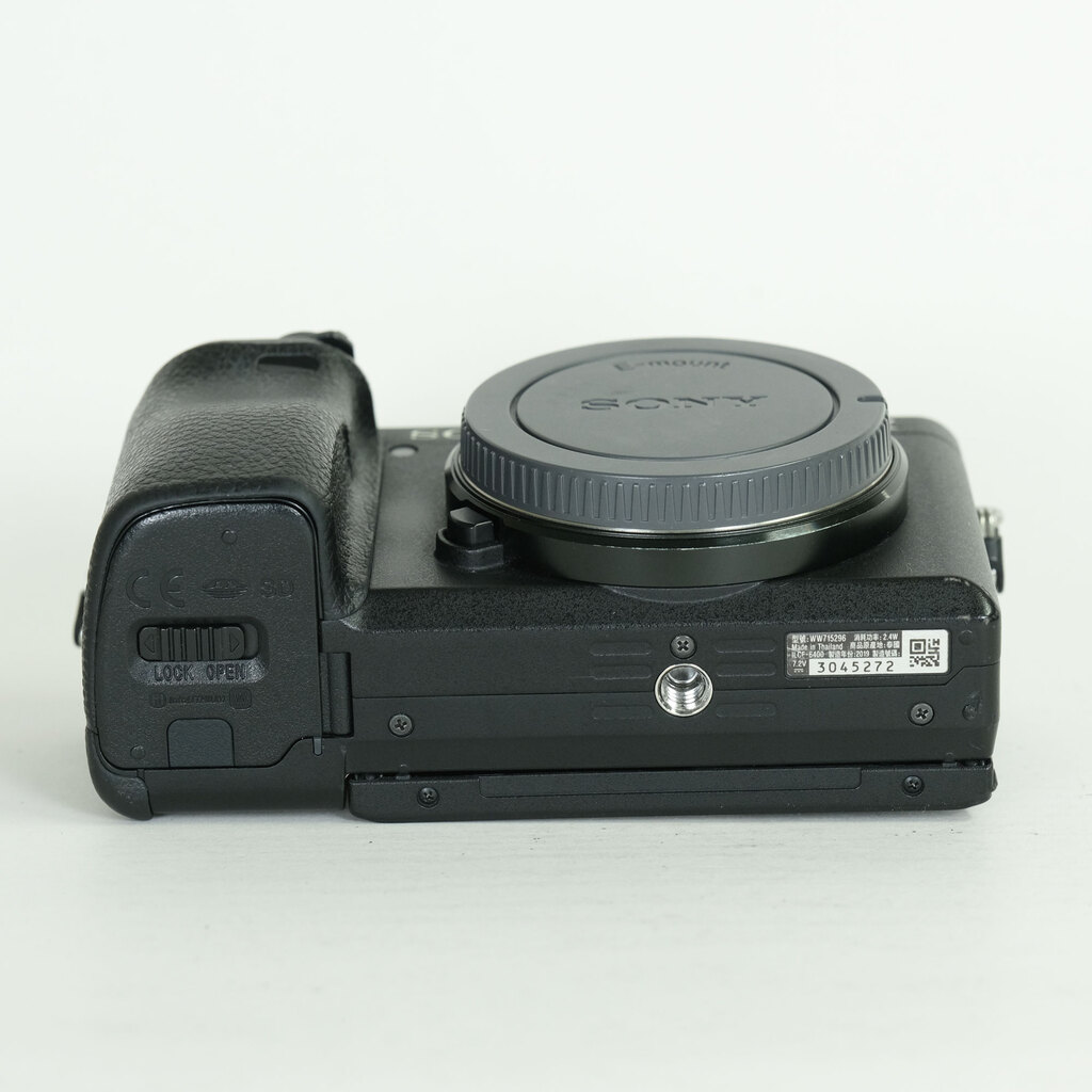 SONY α6400(ILCE-6400) SONY α6400(ILCE-6400)