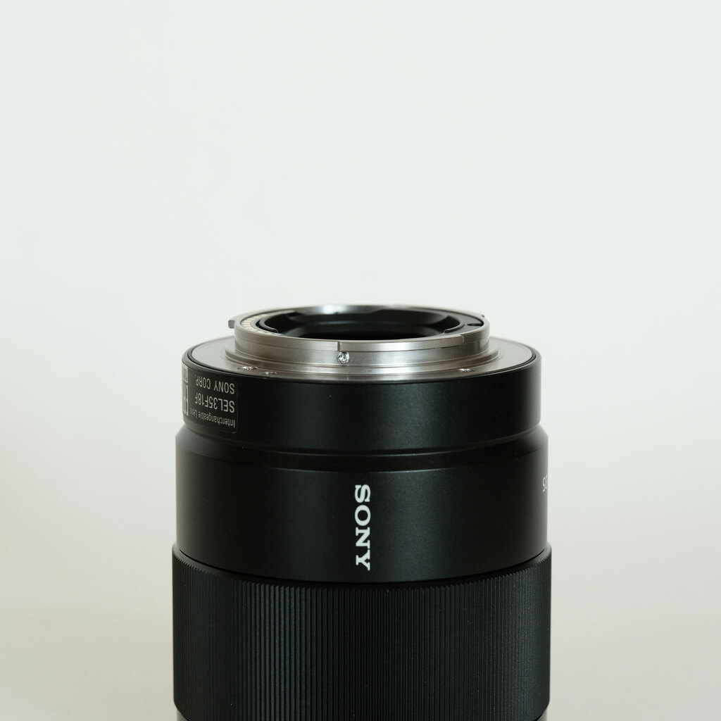SONY FE 35mm F1.8 SEL35F18F