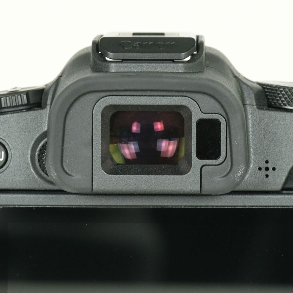 Canon EOS R8 Canon EOS R8