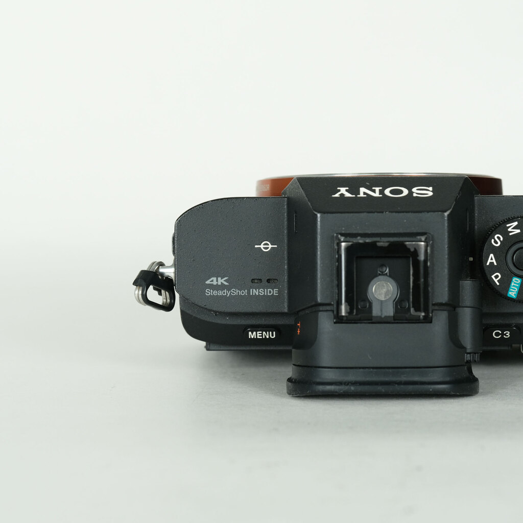 SONY α7S II（ILCE-7SM2）の出品 | ONE SCENE（ワンシーン）