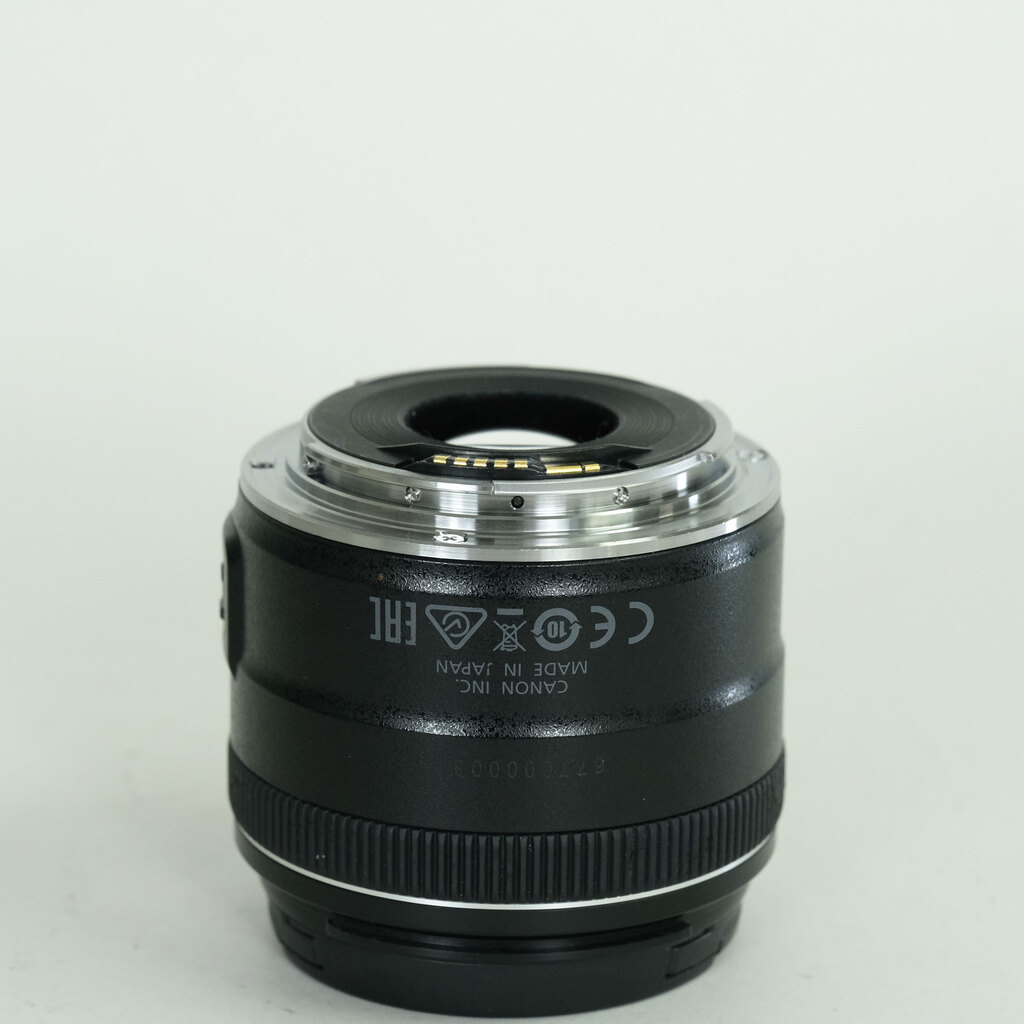 Canon EF28mm F2.8 IS USM Canon EF28mm F2.8 IS USM