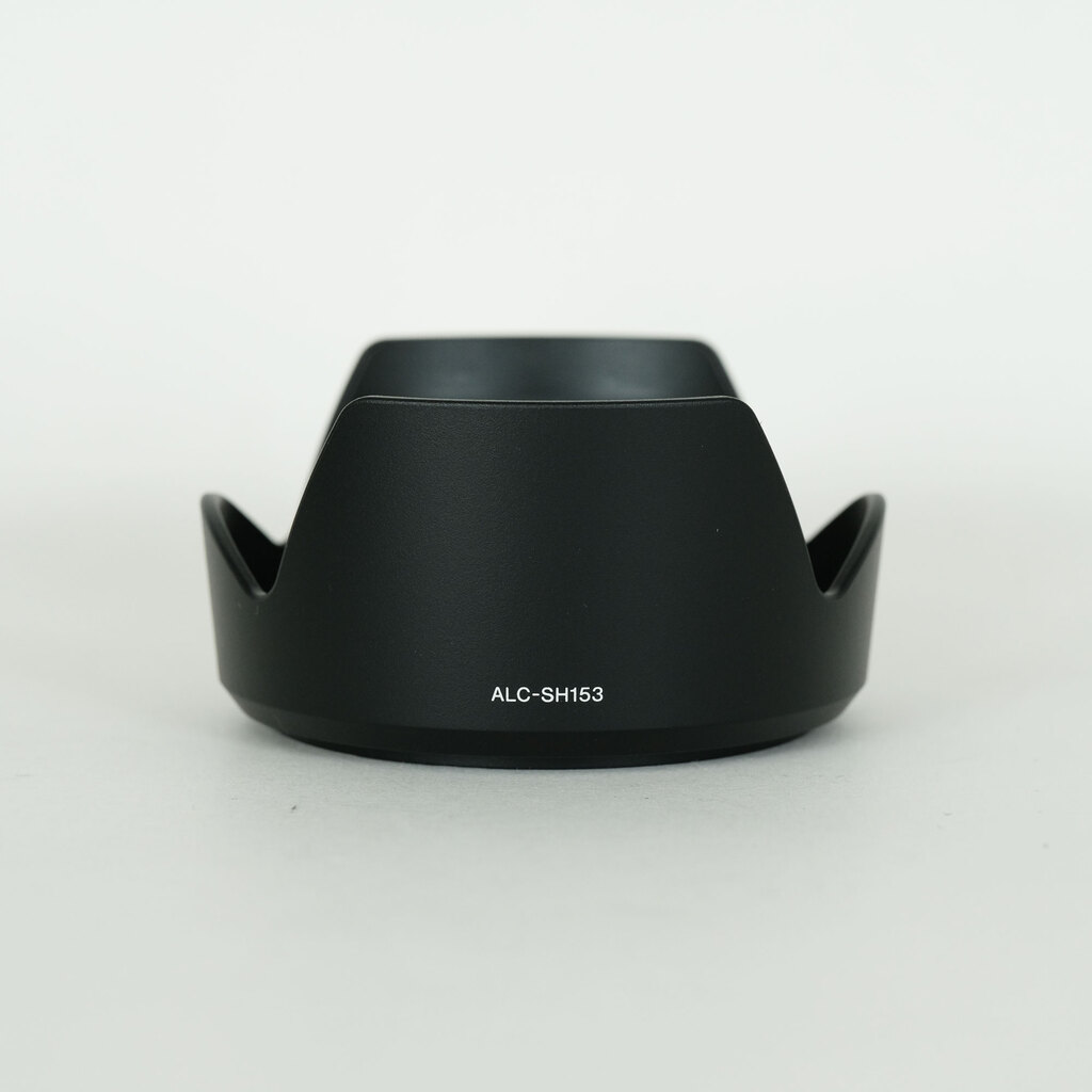 SONY E 18-135mm F3.5-5.6 OSS SEL18135