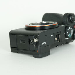 SONY α7C II(ILCE-7CM2) SONY α7C II(ILCE-7CM2)