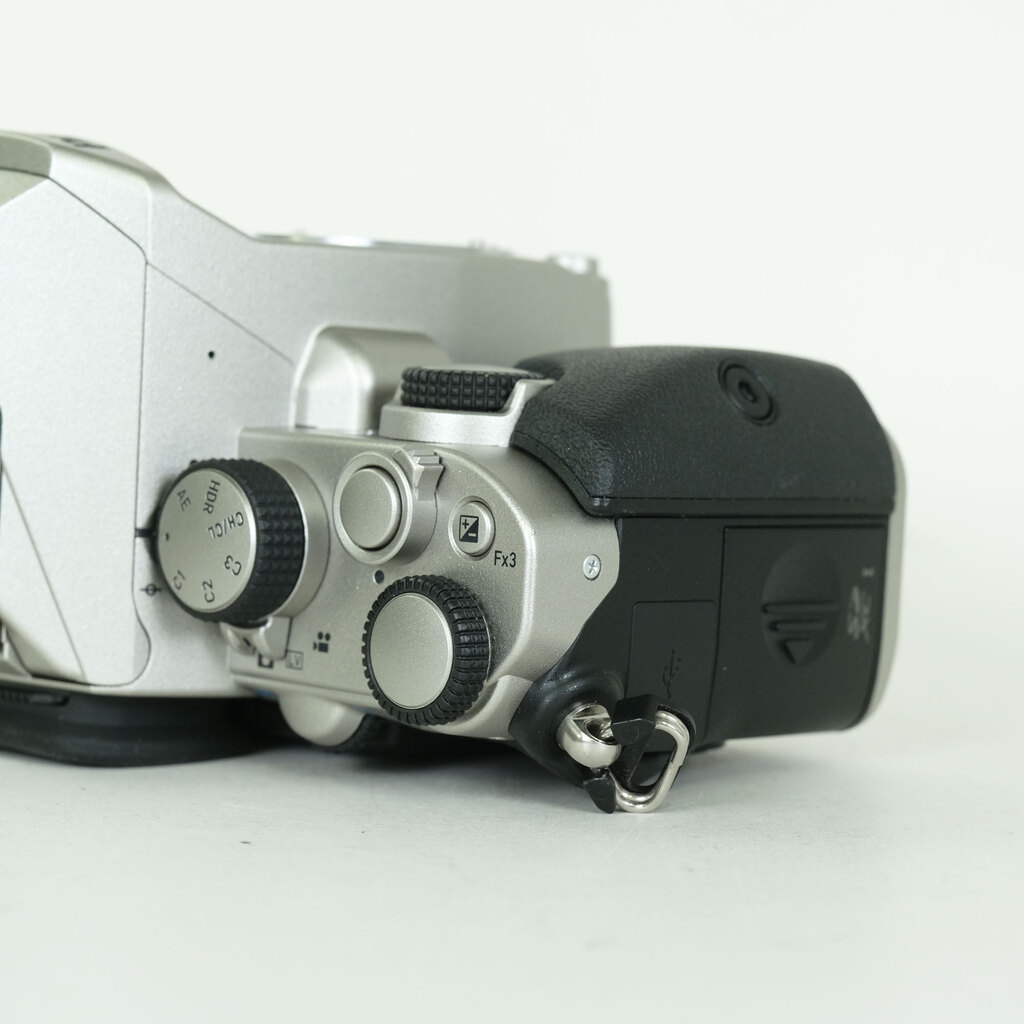 PENTAX KP ボディ シルバー PENTAX KP ボディ シルバー