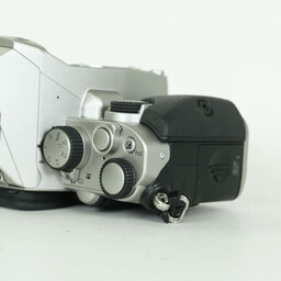 PENTAX KP ボディ シルバー PENTAX KP ボディ シルバー