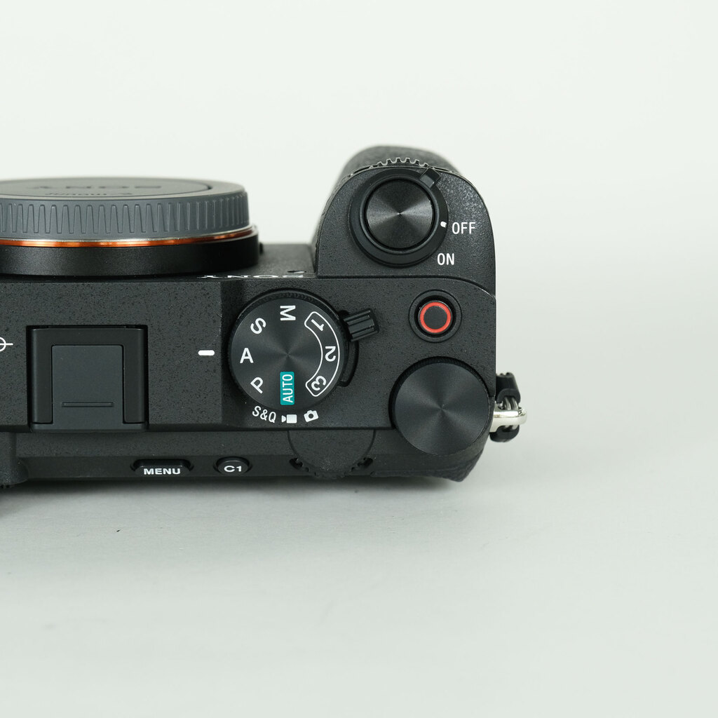 SONY α7C II（ILCE-7CM2）の出品 | ONE SCENE（ワンシーン）
