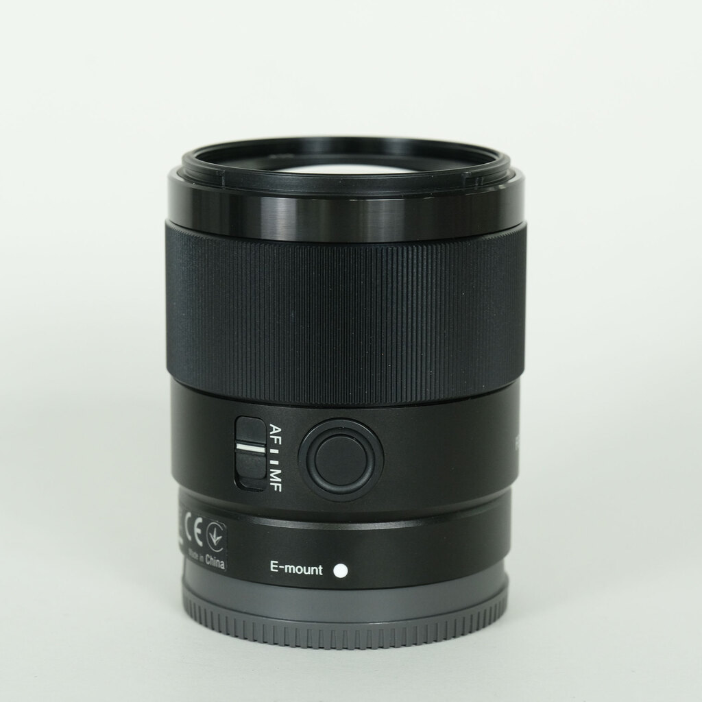 SONY FE 35mm F1.8 SEL35F18Fの出品 | ONE SCENE（ワンシーン）