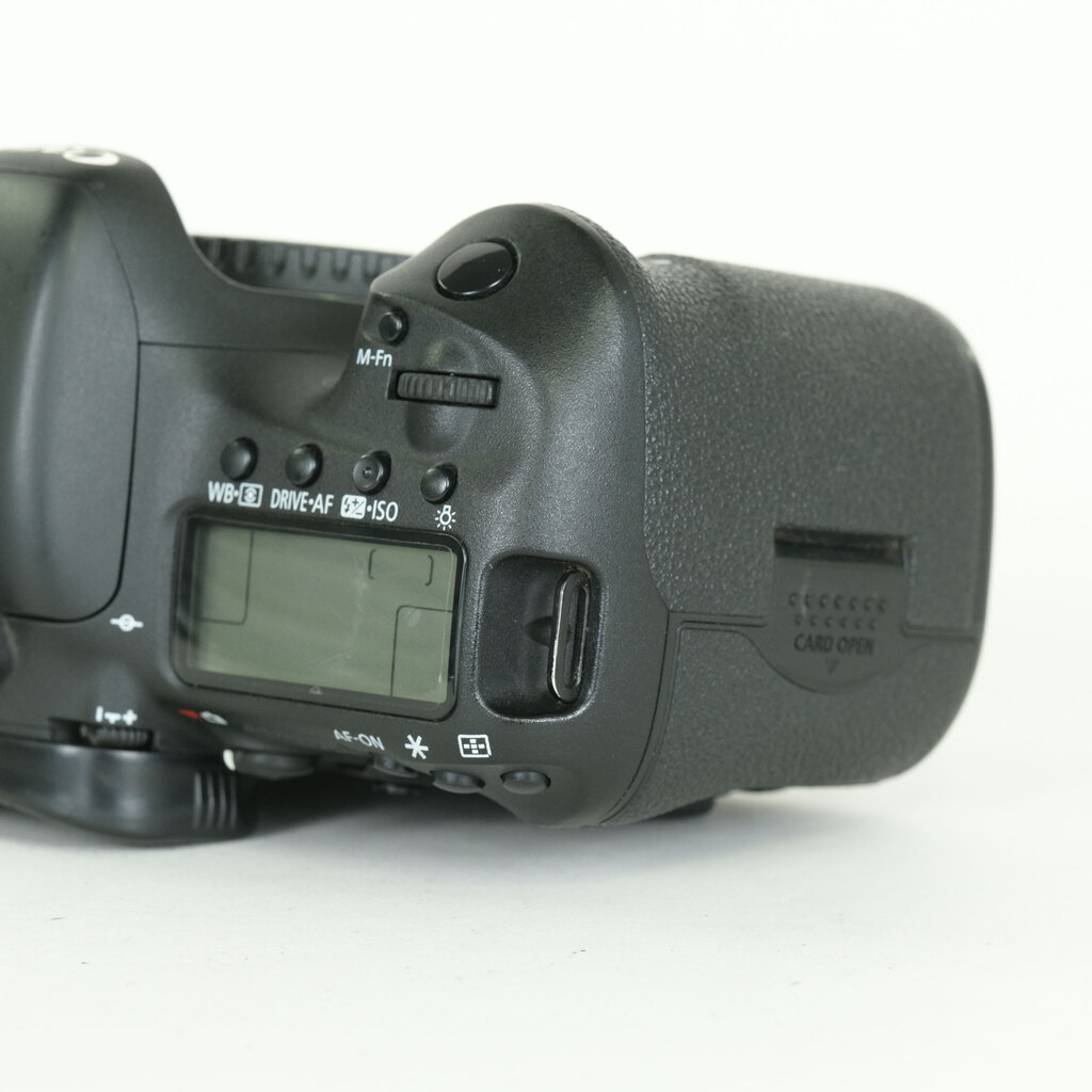 Canon EOS 7D Mark II Canon EOS 7D Mark II