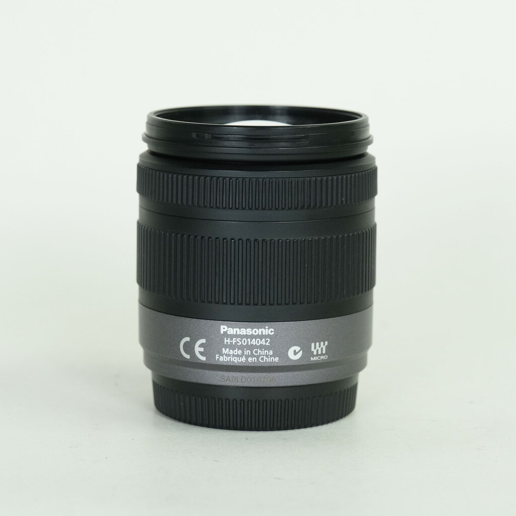 Panasonic LUMIX G VARIO 14-42mm F3.5-5.6 ASPH./MEGA O.I.S.