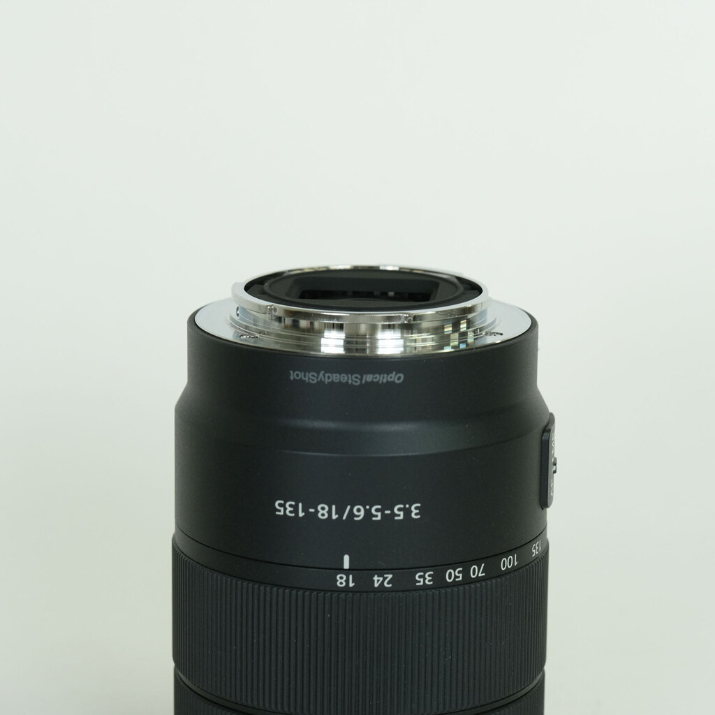 SONY E 18-135mm F3.5-5.6 OSS SEL18135 SONY E 18-135mm F3.5-5.6 OSS SEL18135