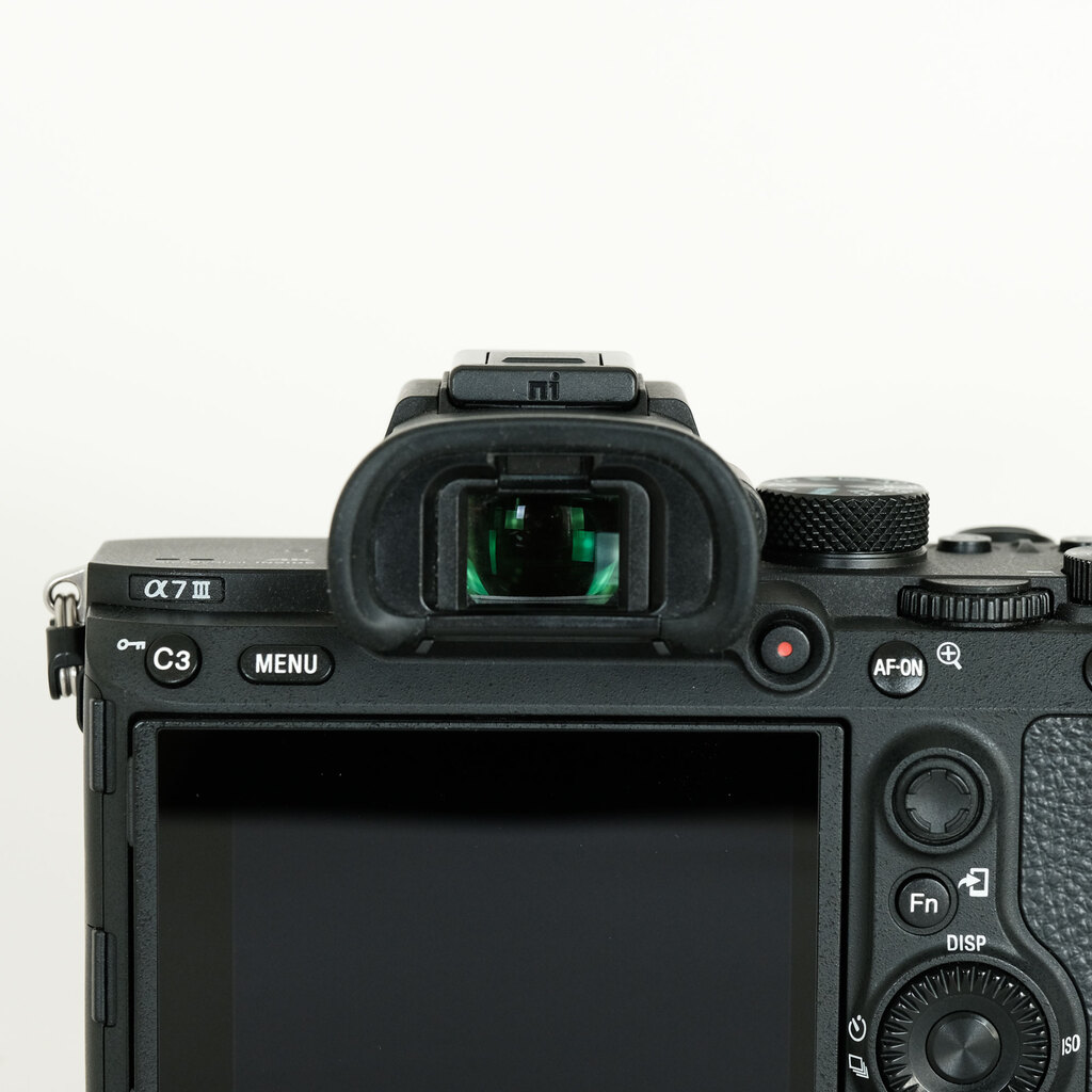 SONY α7 III（ILCE-7M3）
