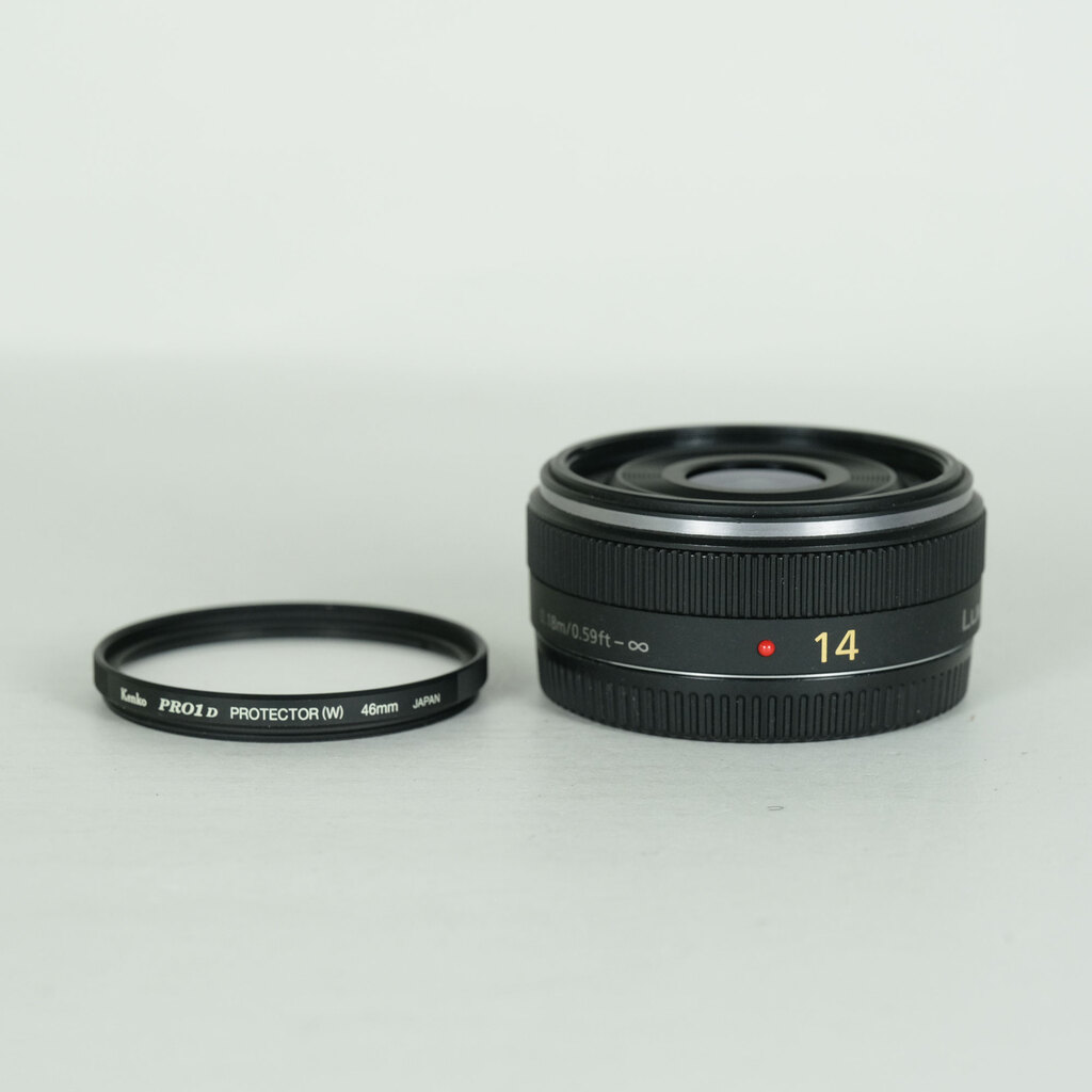 Panasonic LUMIX G 14mm F2.5 ASPH. H-H014