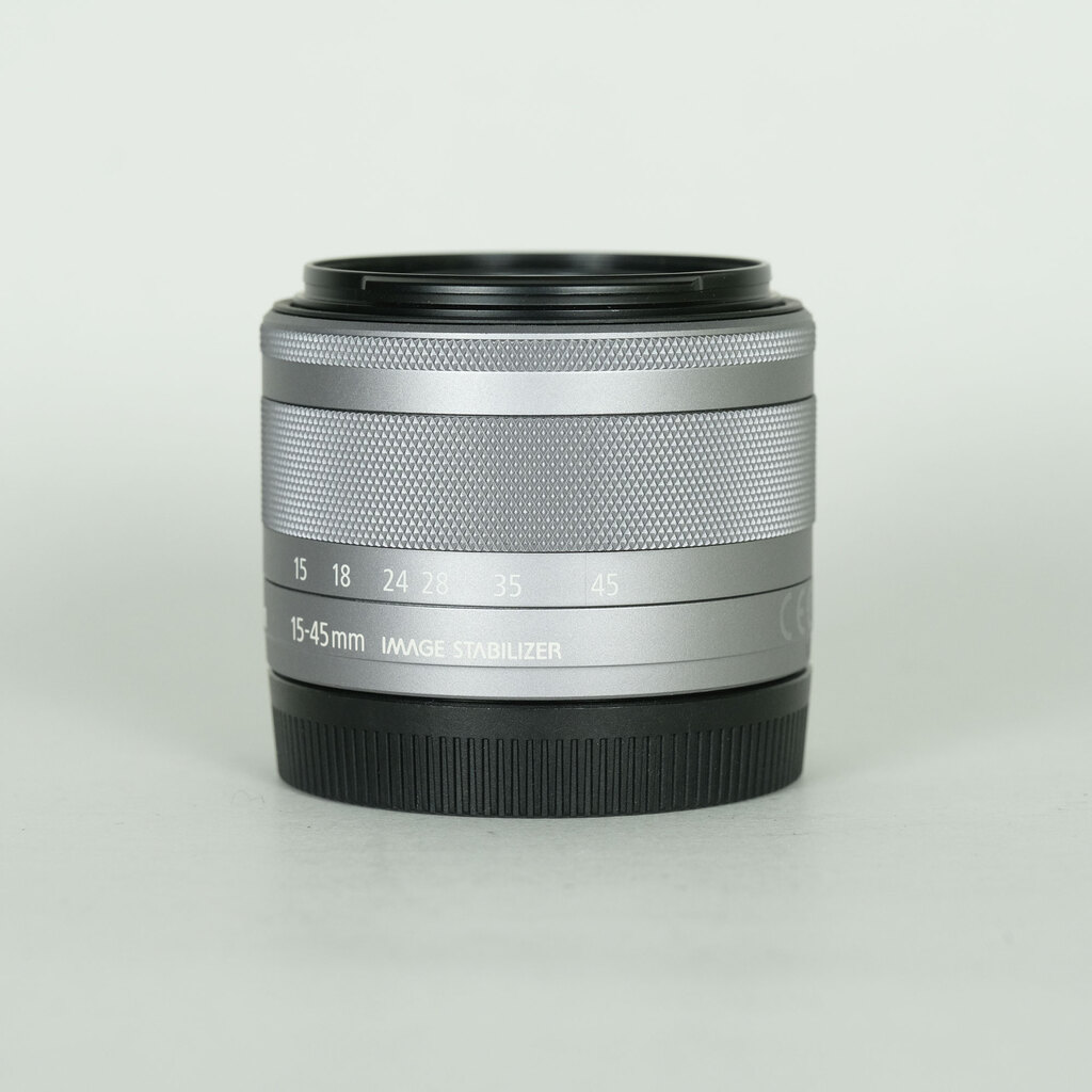 Canon EF-M15-45mm F3.5-6.3 IS STM Canon EF-M15-45mm F3.5-6.3 IS STM