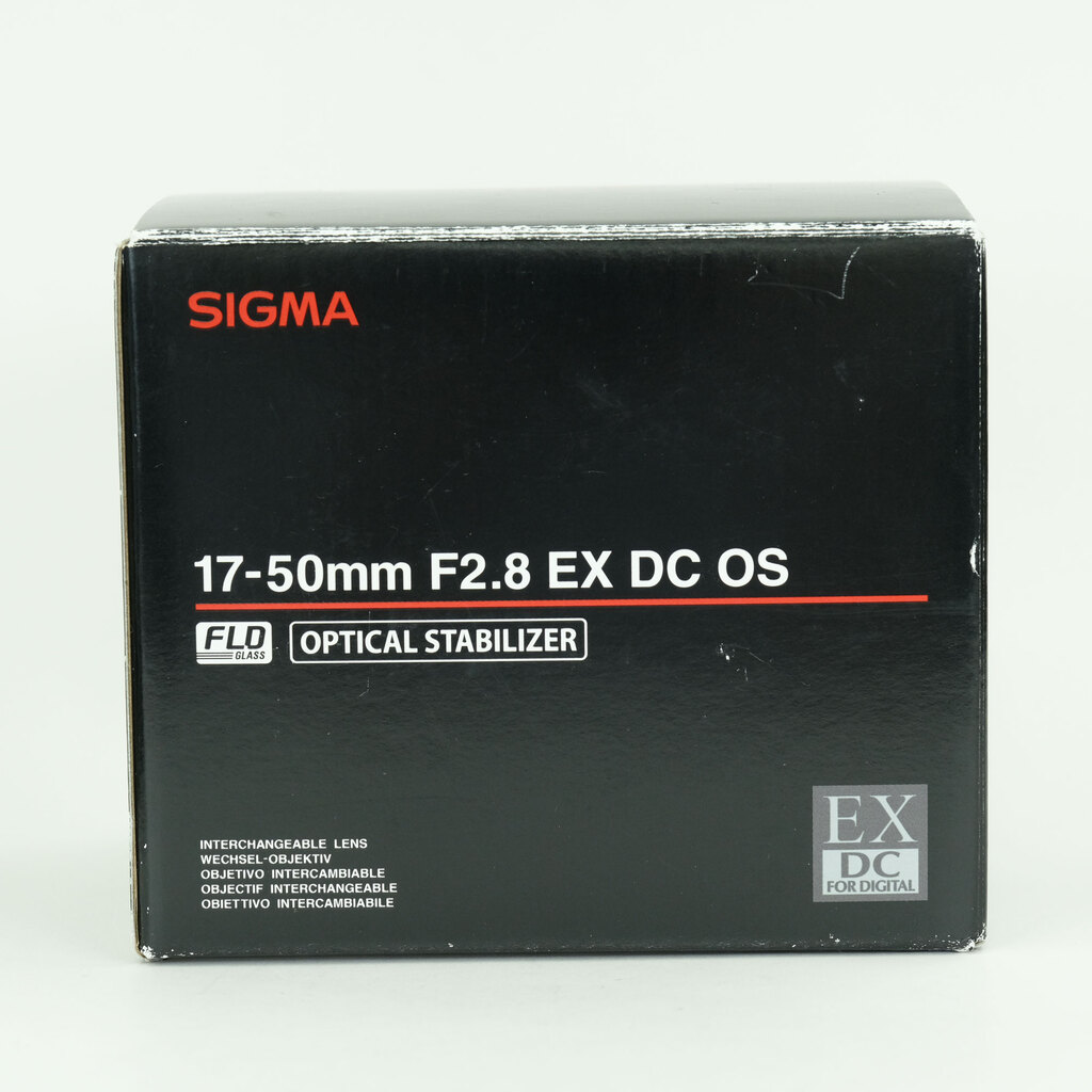 SIGMA 17-50mm F2.8 EX DC OS HSM (キヤノンEF用) SIGMA 17-50mm F2.8 EX DC OS HSM (キヤノンEF用)