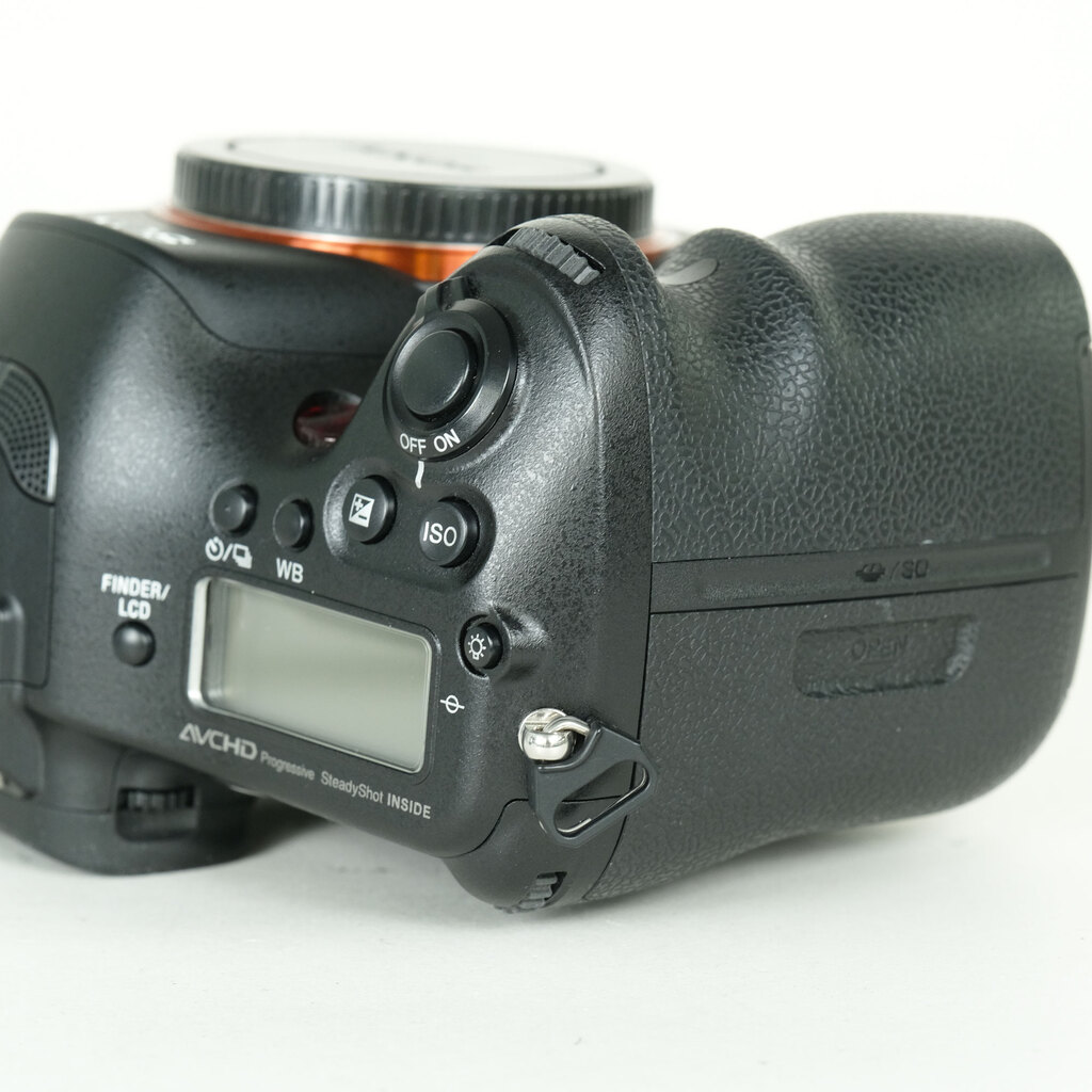 SONY α99（SLT-A99V）の出品 | ONE SCENE（ワンシーン）