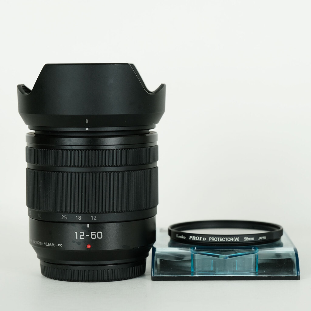 Panasonic LUMIX G VARIO 12-60mm / F3.5-5.6 ASPH. / POWER O.I.S.