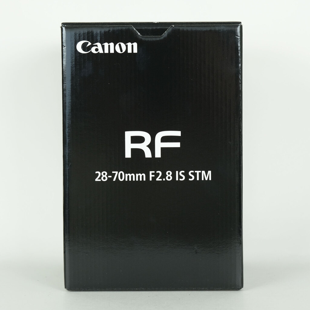 Canon RF28-70mm F2.8 IS STM Canon RF28-70mm F2.8 IS STM