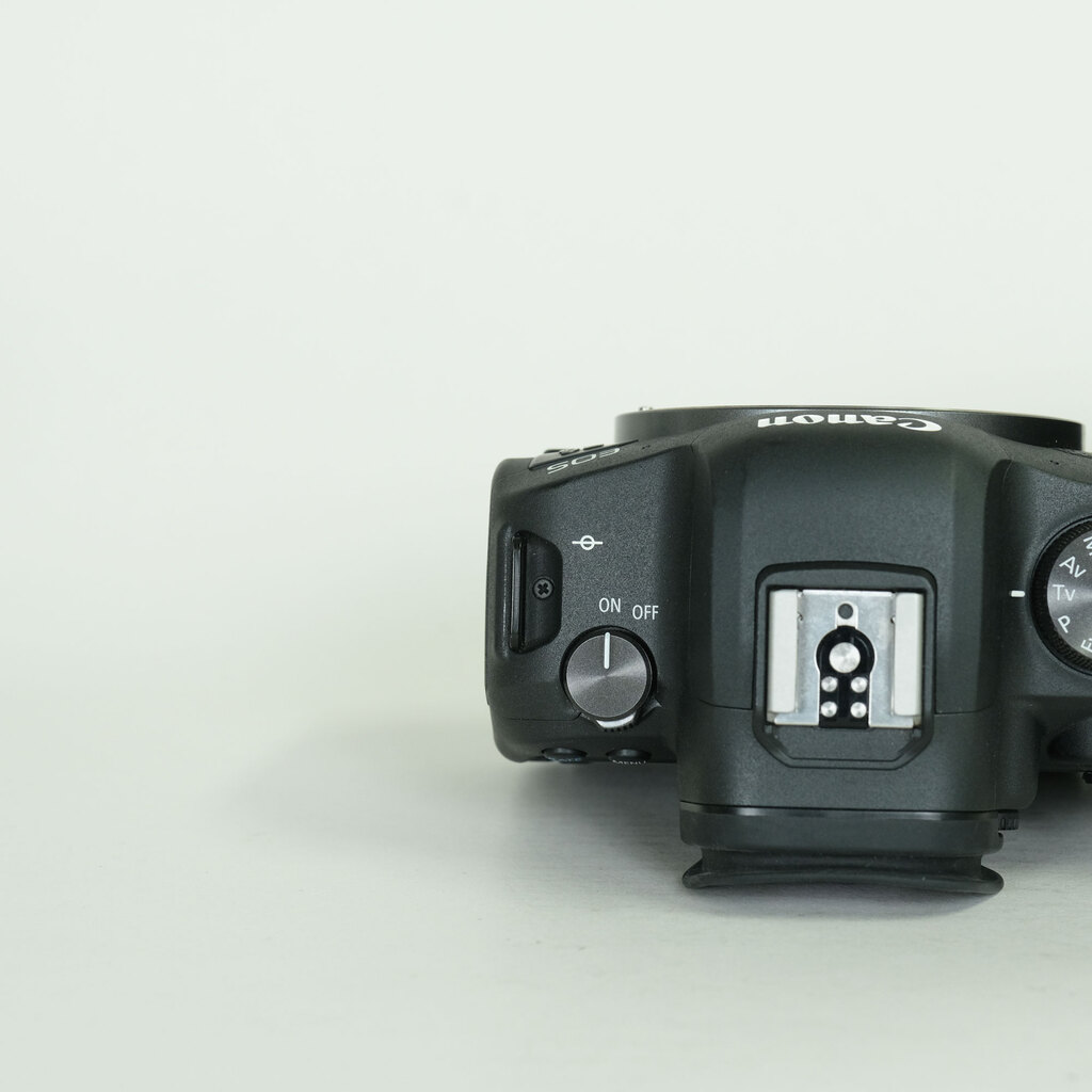 Canon EOS R6