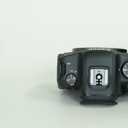 Canon EOS R6