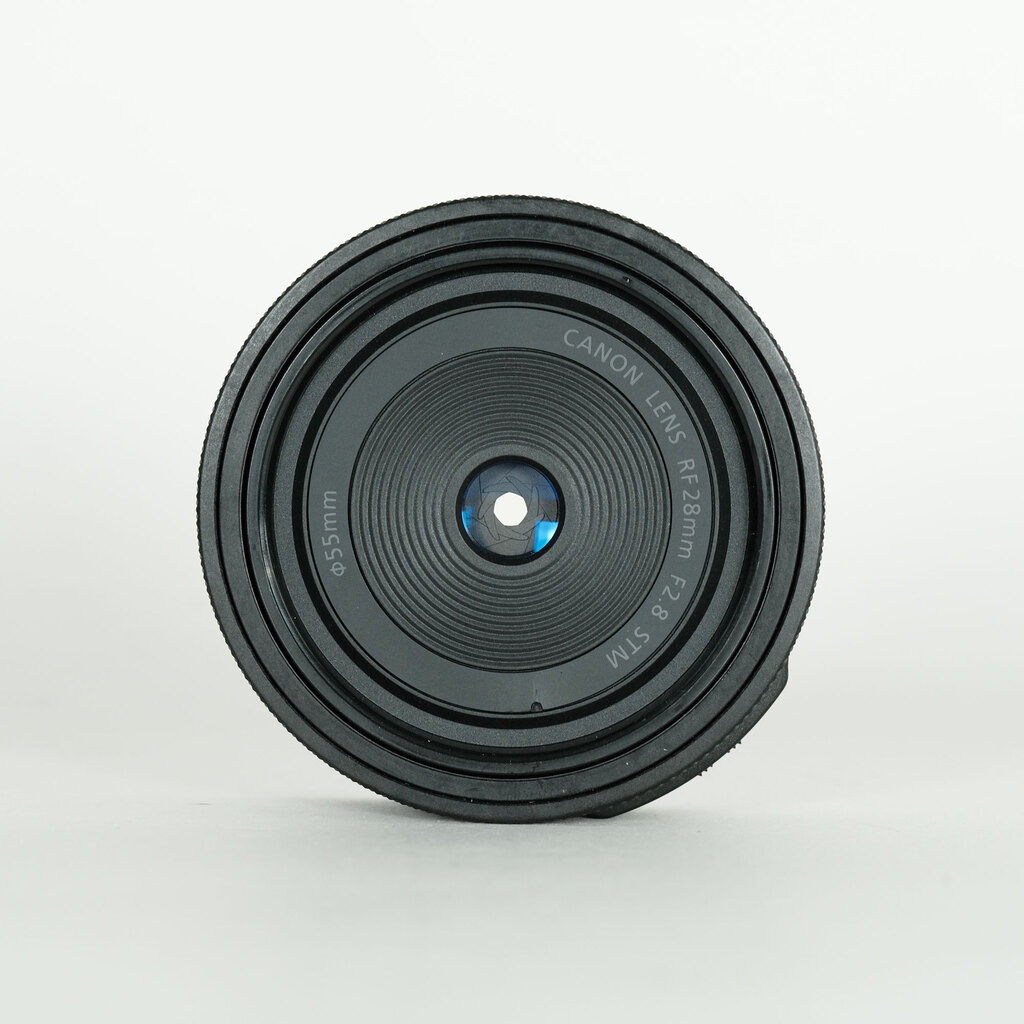 Canon RF28mm F2.8 STM