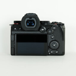 Panasonic LUMIX S5II DC-S5M2