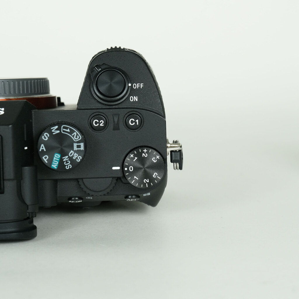 SONY α7 III（ILCE-7M3）の出品 | ONE SCENE（ワンシーン）