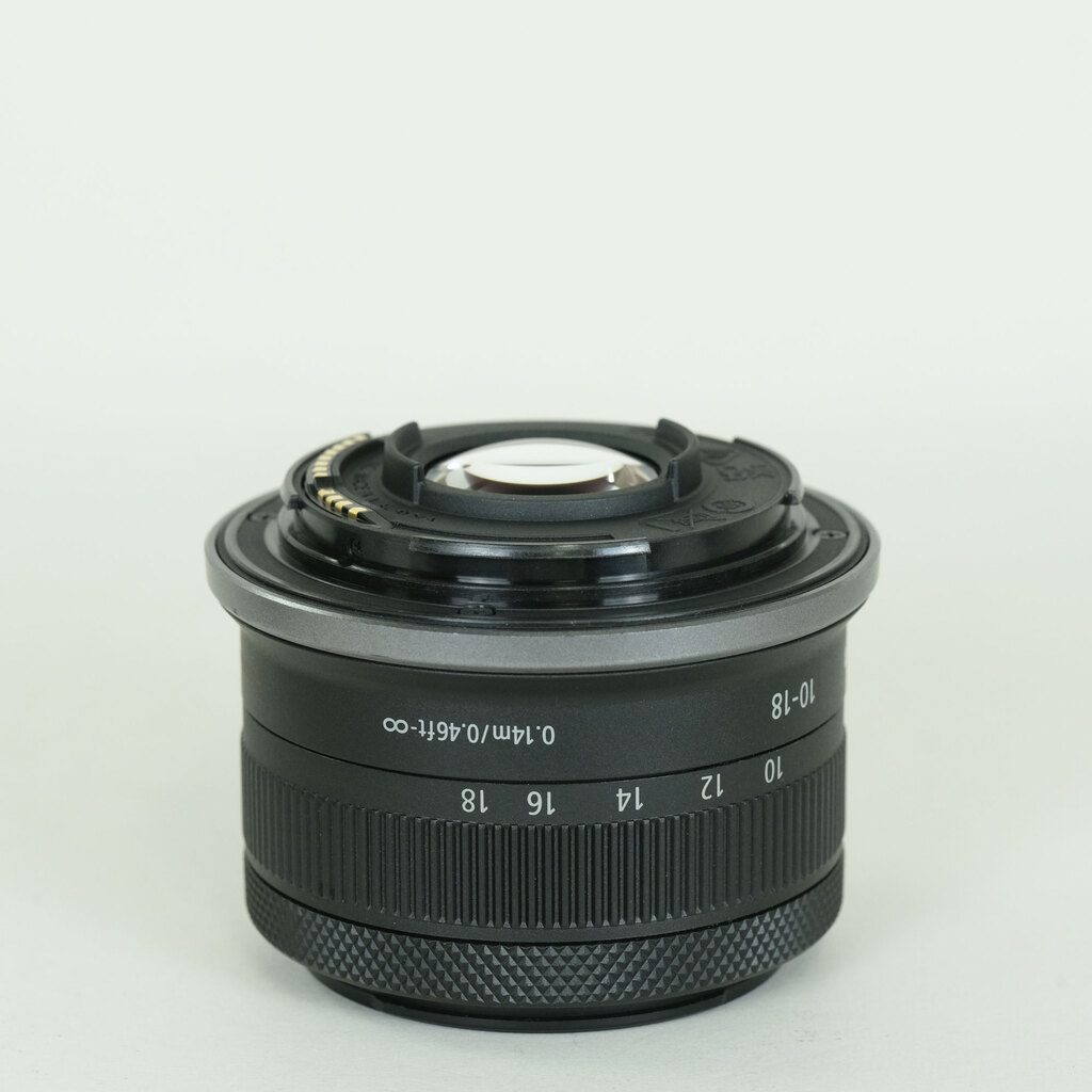 Canon RF-S 10-18mm F4.5-6.3 IS STM