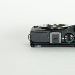 Canon EOS M3 ボディ ブラック Canon EOS M3 ボディ ブラック