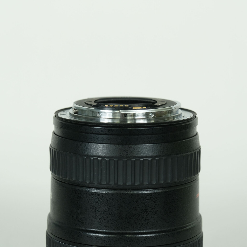 Canon EF17-40mm F4L USM Canon EF17-40mm F4L USM